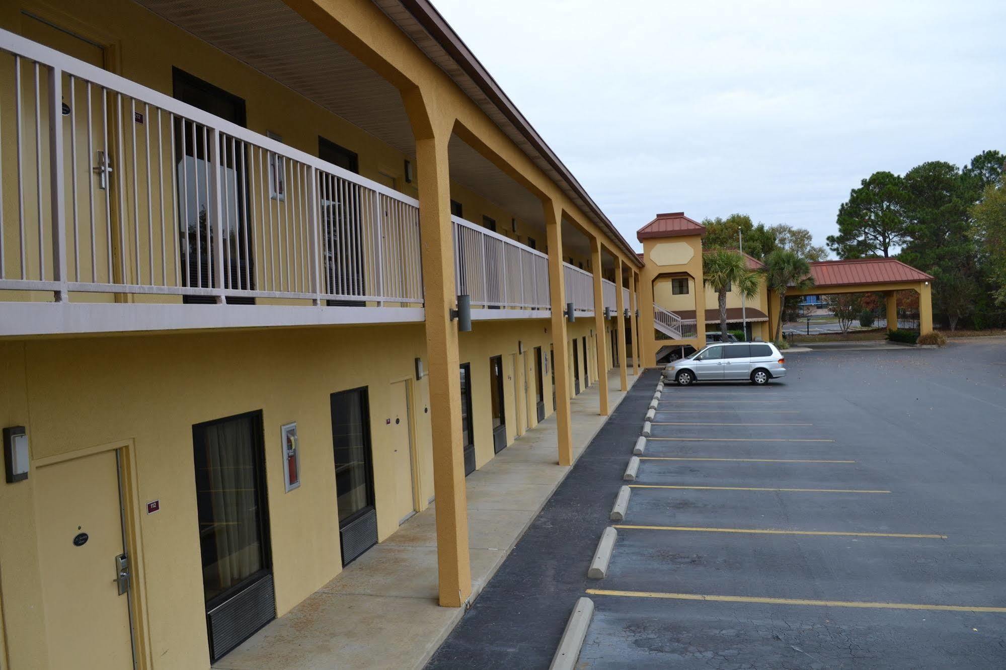 Fairview Inn & Suites Mobile Eksteriør bilde